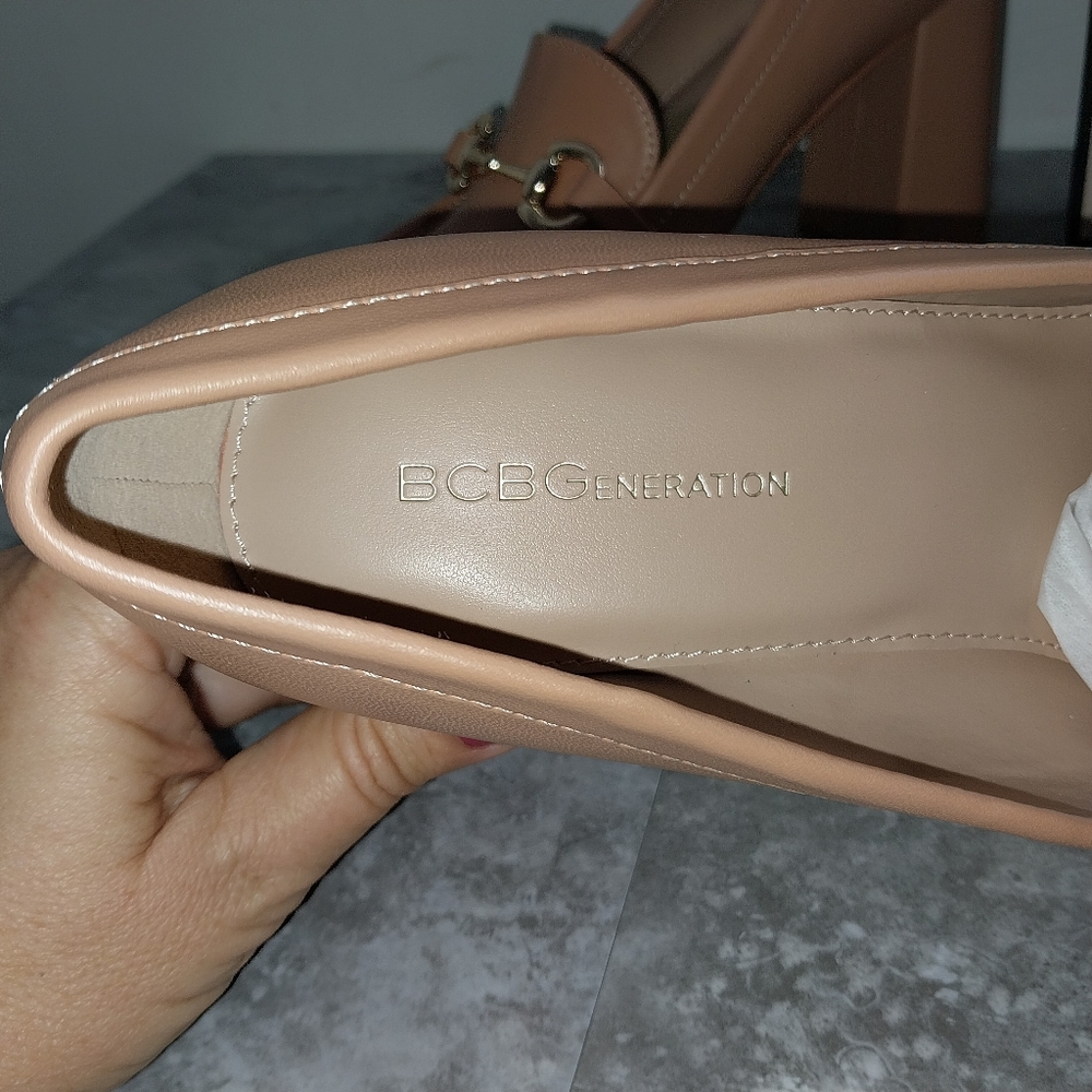 BCBGeneration Womens Size 11 Pumps Tan Heels Horsebite Career Work Shoes - Picture 7 of 17
